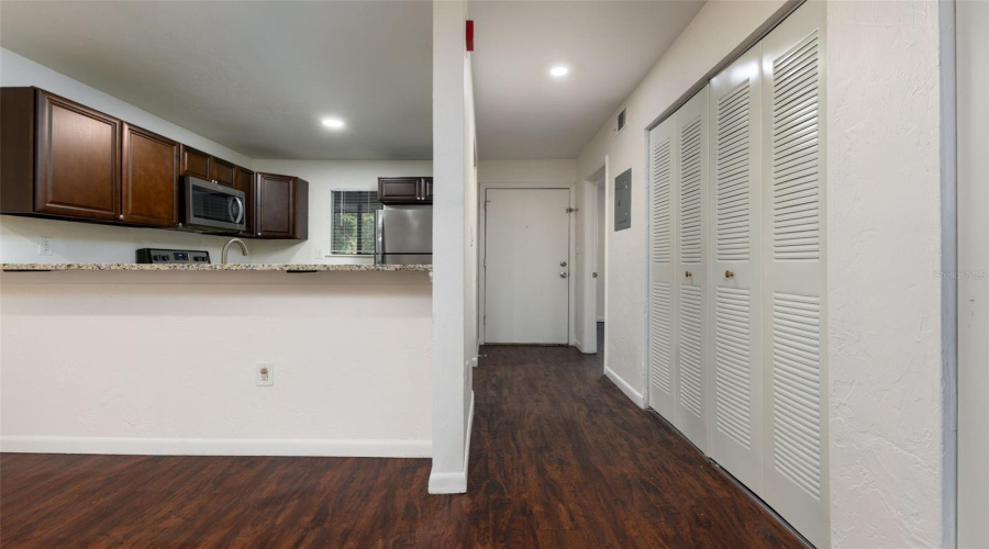 Gainesville, Florida 32601, 2 Bedroom Bedrooms, ,2 Bathroombathrooms,Residential,For Sale,16Th,0,Mfrgc543015