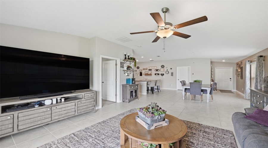 Zephyrhills, Florida 33540, 4 Bedroom Bedrooms, ,2 Bathroombathrooms,Residential,For Sale,Harvest Creek,0,Mfrtb8539521