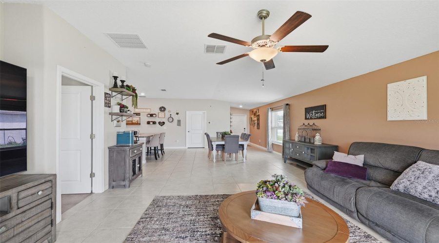Zephyrhills, Florida 33540, 4 Bedroom Bedrooms, ,2 Bathroombathrooms,Residential,For Sale,Harvest Creek,0,Mfrtb8539521