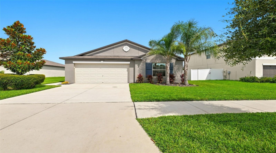 Zephyrhills, Florida 33540, 4 Bedroom Bedrooms, ,2 Bathroombathrooms,Residential,For Sale,Harvest Creek,0,Mfrtb8539521