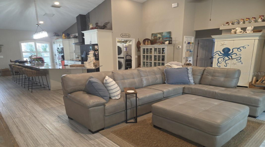 Palmetto, Florida 34221, 3 Bedroom Bedrooms, ,2 Bathroombathrooms,Residential,For Sale,21St,0,Mfra4704151