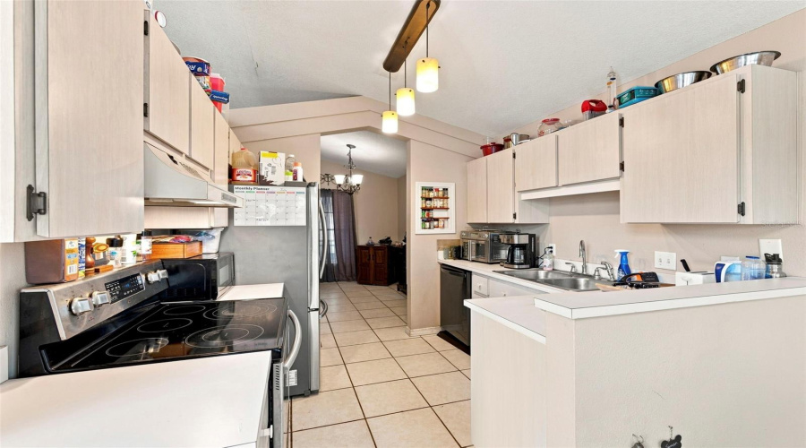 Spring Hill, Florida 34609, 3 Bedroom Bedrooms, ,2 Bathroombathrooms,Residential,For Sale,Linden,0,Mfrw7888929
