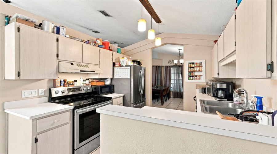 Spring Hill, Florida 34609, 3 Bedroom Bedrooms, ,2 Bathroombathrooms,Residential,For Sale,Linden,0,Mfrw7888929