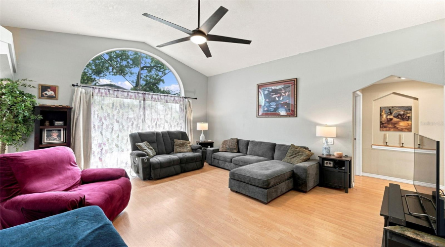 Spring Hill, Florida 34609, 3 Bedroom Bedrooms, ,2 Bathroombathrooms,Residential,For Sale,Linden,0,Mfrw7888929