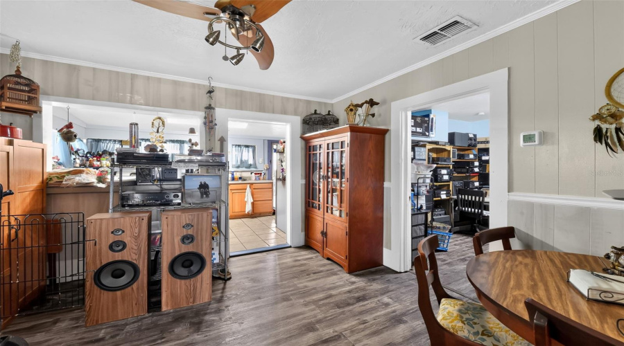 Bradenton, Florida 34205, 3 Bedroom Bedrooms, ,2 Bathroombathrooms,Residential,For Sale,35Th,0,Mfra4704153