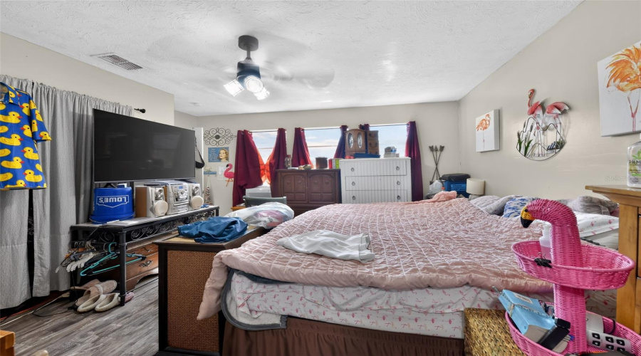 Bradenton, Florida 34205, 3 Bedroom Bedrooms, ,2 Bathroombathrooms,Residential,For Sale,35Th,0,Mfra4704153
