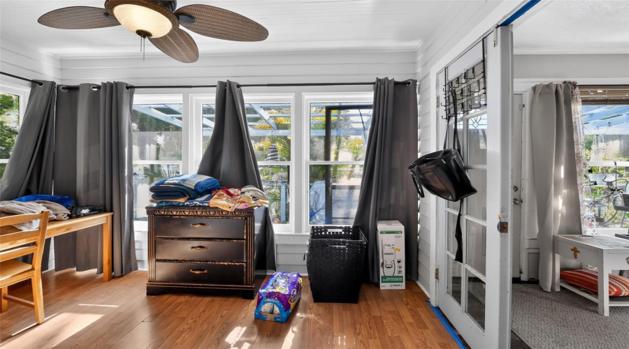 Bradenton, Florida 34205, 3 Bedroom Bedrooms, ,2 Bathroombathrooms,Residential,For Sale,35Th,0,Mfra4704153