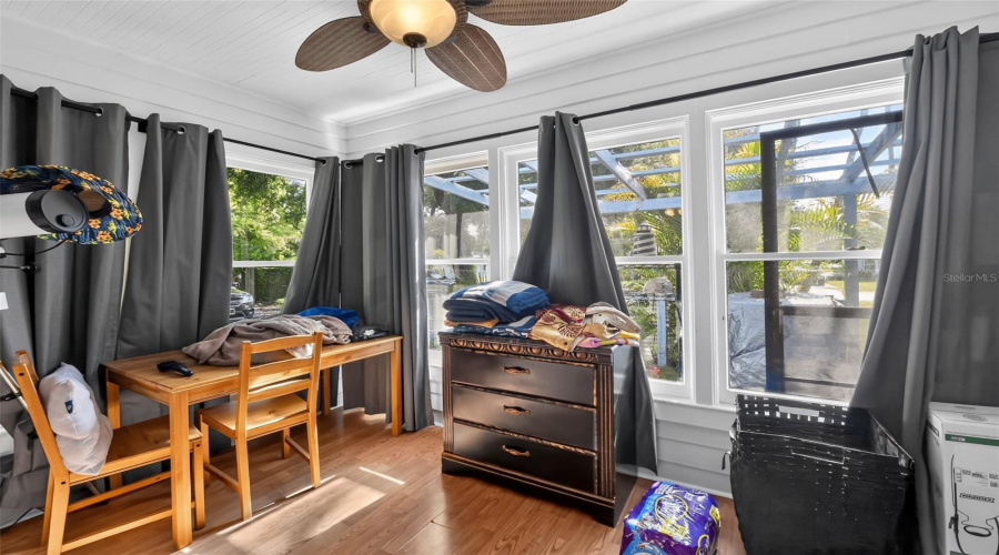 Bradenton, Florida 34205, 3 Bedroom Bedrooms, ,2 Bathroombathrooms,Residential,For Sale,35Th,0,Mfra4704153