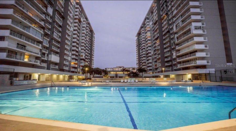 Carolina, Puerto Rico 00979, 1 Bedroom Bedrooms, ,1 Bathroombathrooms,Residential,For Sale,Isla Verde Ave.,0,Mfrpr9123716