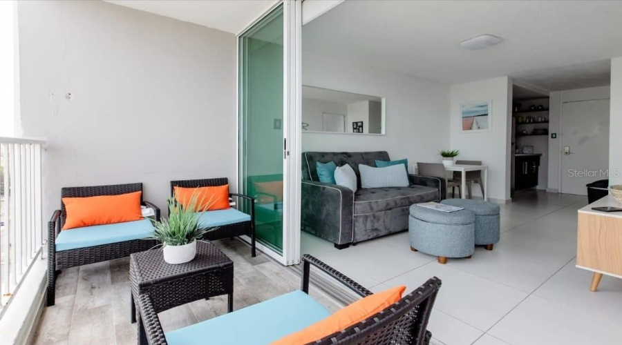 Carolina, Puerto Rico 00979, 1 Bedroom Bedrooms, ,1 Bathroombathrooms,Residential,For Sale,Isla Verde Ave.,0,Mfrpr9123716