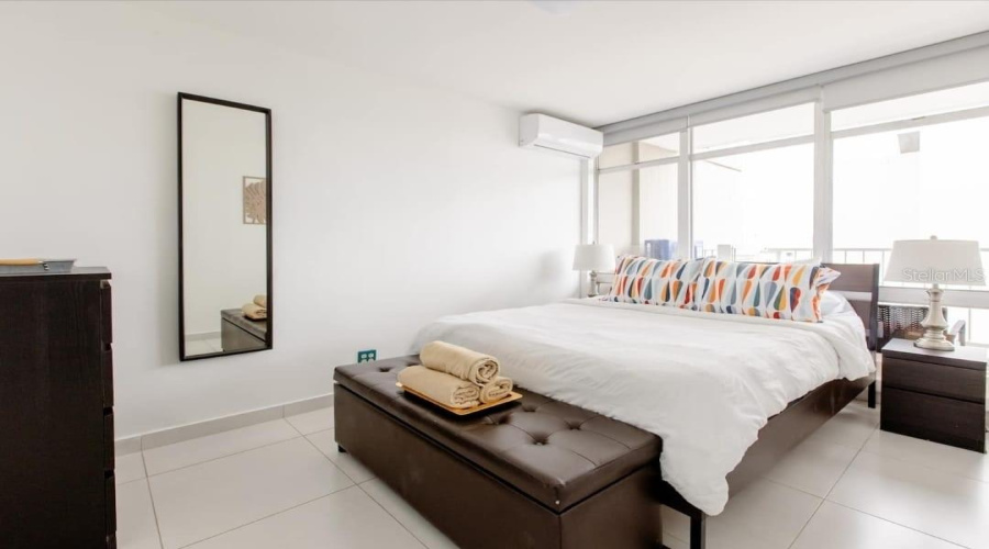 Carolina, Puerto Rico 00979, 1 Bedroom Bedrooms, ,1 Bathroombathrooms,Residential,For Sale,Isla Verde Ave.,0,Mfrpr9123716