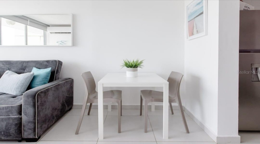 Carolina, Puerto Rico 00979, 1 Bedroom Bedrooms, ,1 Bathroombathrooms,Residential,For Sale,Isla Verde Ave.,0,Mfrpr9123716