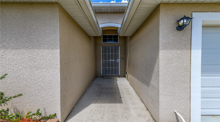 Dade City, Florida 33523, 3 Bedroom Bedrooms, ,2 Bathroombathrooms,Residential,For Sale,Highland Bluff,0,Mfrtb8542377