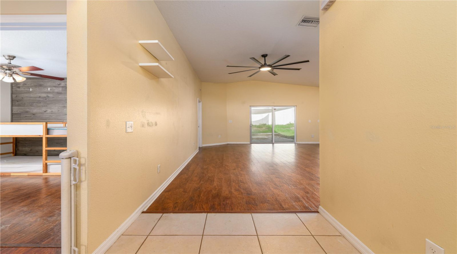Dade City, Florida 33523, 3 Bedroom Bedrooms, ,2 Bathroombathrooms,Residential,For Sale,Highland Bluff,0,Mfrtb8542377