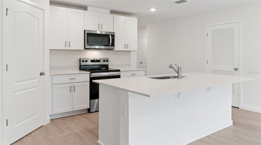 Ormond Beach, Florida 32174, 4 Bedroom Bedrooms, ,2 Bathroombathrooms,Residential,For Sale,Heirloom,0,Mfro6433005