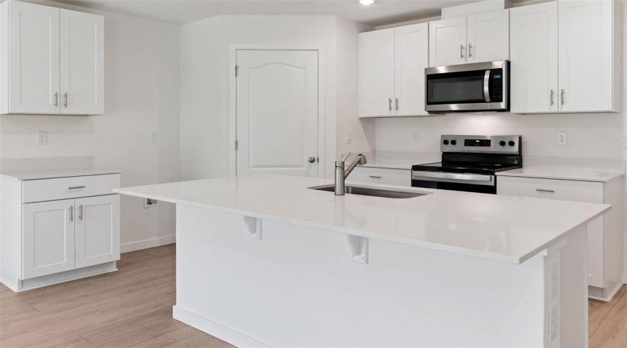 Ormond Beach, Florida 32174, 4 Bedroom Bedrooms, ,2 Bathroombathrooms,Residential,For Sale,Heirloom,0,Mfro6433005