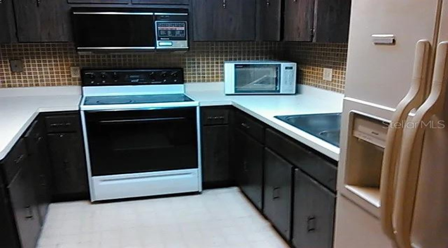 Tampa, Florida 33612, 3 Bedroom Bedrooms, ,2 Bathroombathrooms,Residential,For Sale,Mitchell,0,Mfrtb8542769