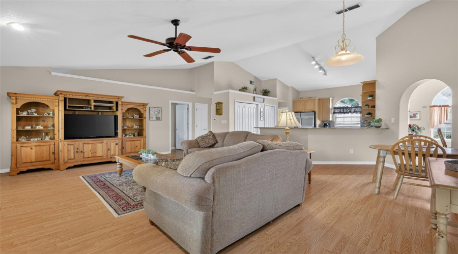 Eustis, Florida 32726, 3 Bedroom Bedrooms, ,2 Bathroombathrooms,Residential,For Sale,Indian,0,Mfrg5116981
