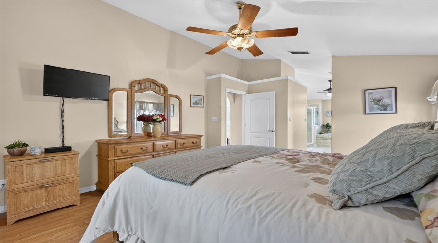 Eustis, Florida 32726, 3 Bedroom Bedrooms, ,2 Bathroombathrooms,Residential,For Sale,Indian,0,Mfrg5116981