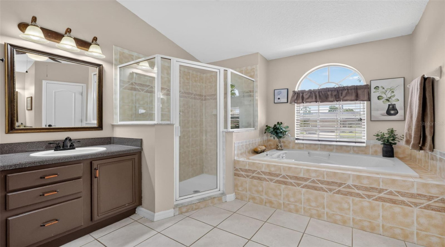 Eustis, Florida 32726, 3 Bedroom Bedrooms, ,2 Bathroombathrooms,Residential,For Sale,Indian,0,Mfrg5116981