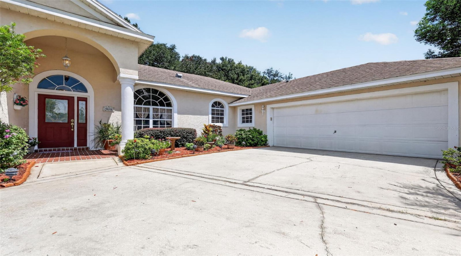 Eustis, Florida 32726, 3 Bedroom Bedrooms, ,2 Bathroombathrooms,Residential,For Sale,Indian,0,Mfrg5116981
