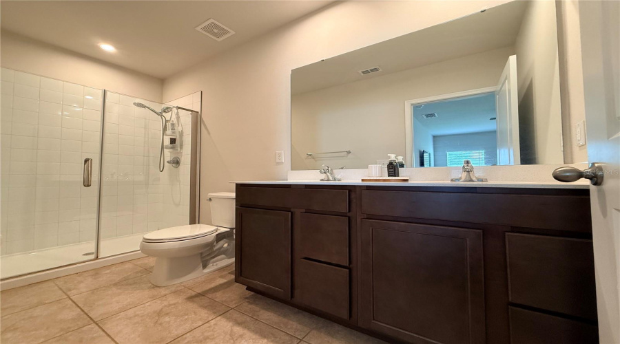 Haines City, Florida 33844, 4 Bedroom Bedrooms, ,2 Bathroombathrooms,Residential,For Sale,Lexington,0,Mfrs5156195