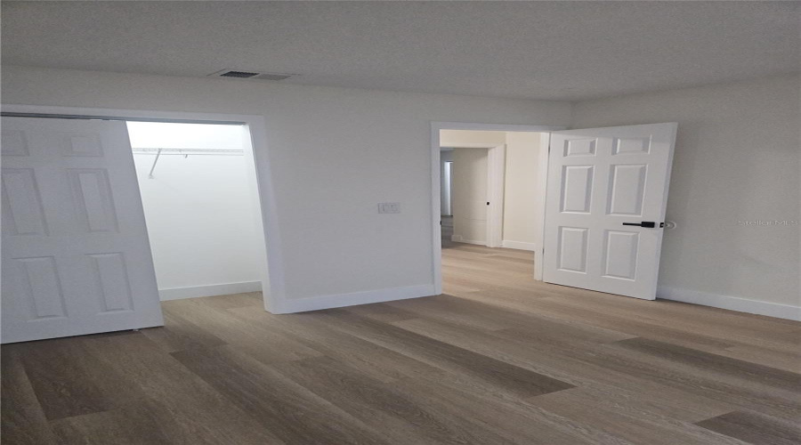 Tampa, Florida 33614, 4 Bedroom Bedrooms, ,2 Bathroombathrooms,Residential,For Sale,Manhattan,0,Mfrtb8542111
