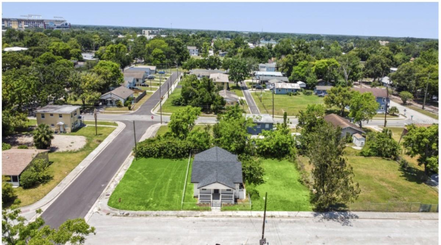 Orlando, Florida 32805, 3 Bedroom Bedrooms, ,2 Bathroombathrooms,Residential,For Sale,Garden,0,Mfra4704157