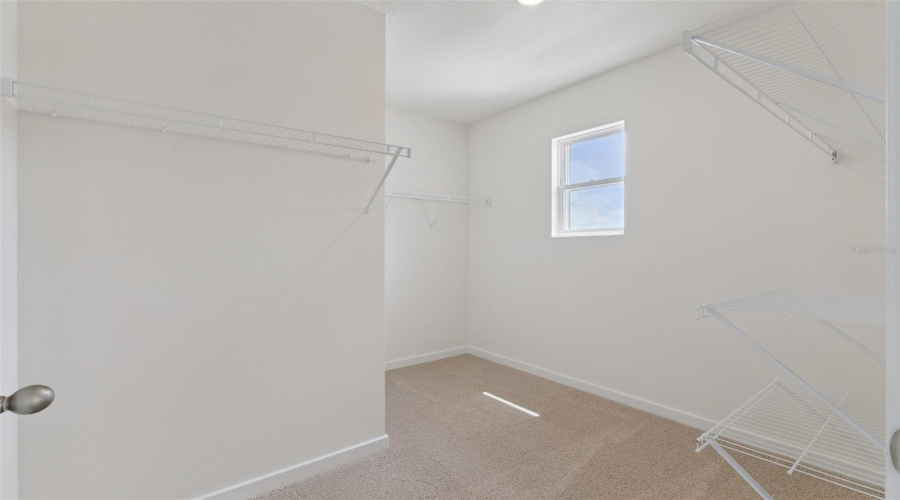 Kissimmee, Florida 34744, 5 Bedroom Bedrooms, ,3 Bathroombathrooms,Residential,For Sale,Howard Mesa,0,Mfro6433432