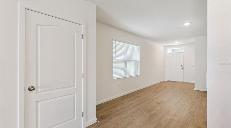 Ocoee, Florida 34761, 3 Bedroom Bedrooms, ,2 Bathroombathrooms,Residential,For Sale,Spineywood,0,Mfro6432236