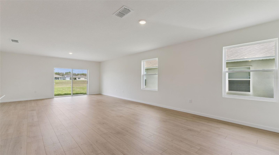 Kissimmee, Florida 34744, 5 Bedroom Bedrooms, ,3 Bathroombathrooms,Residential,For Sale,Howard Mesa,0,Mfro6430716