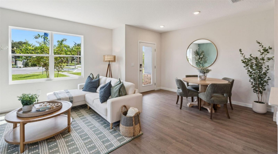 Kissimmee, Florida 34744, 3 Bedroom Bedrooms, ,2 Bathroombathrooms,Residential,For Sale,Rita,0,Mfro6426931