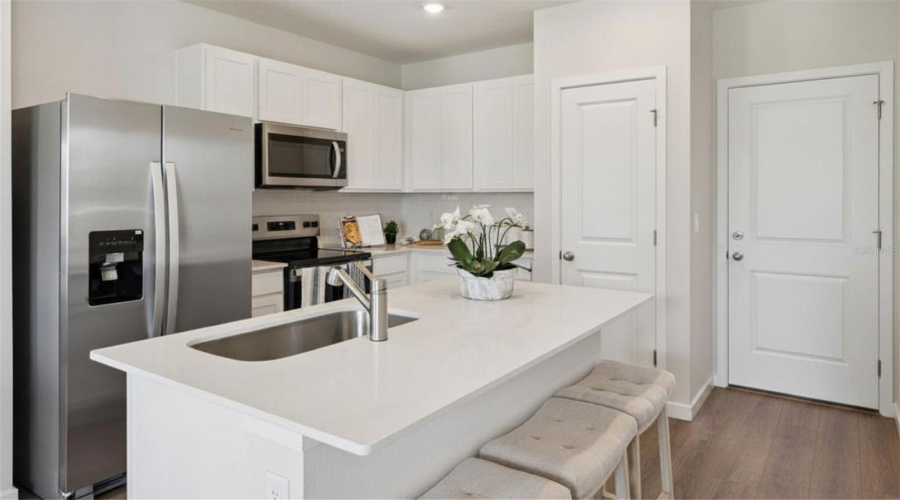 Kissimmee, Florida 34744, 3 Bedroom Bedrooms, ,2 Bathroombathrooms,Residential,For Sale,Rita,0,Mfro6426931