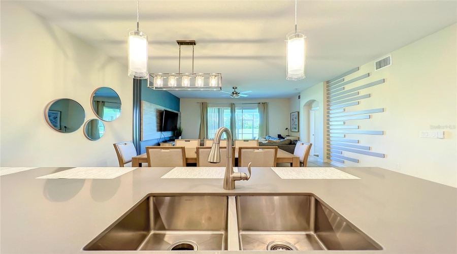 Davenport, Florida 33896, 2 Bedroom Bedrooms, ,2 Bathroombathrooms,Residential,For Sale,Ocean Course,0,Mfro6433814