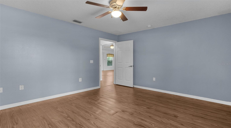 Fruitland Park, Florida 34731, 3 Bedroom Bedrooms, ,2 Bathroombathrooms,Residential,For Sale,Pine Tree,0,Mfrg5116924