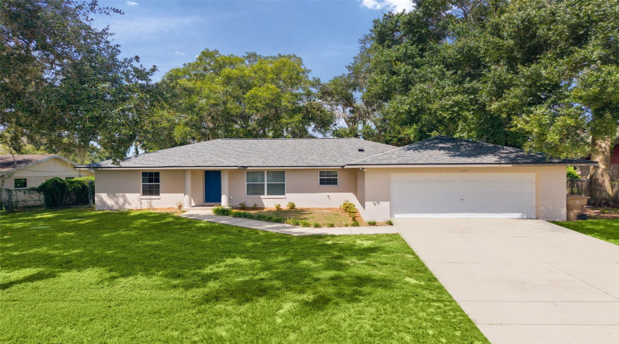 Fruitland Park, Florida 34731, 3 Bedroom Bedrooms, ,2 Bathroombathrooms,Residential,For Sale,Pine Tree,0,Mfrg5116924