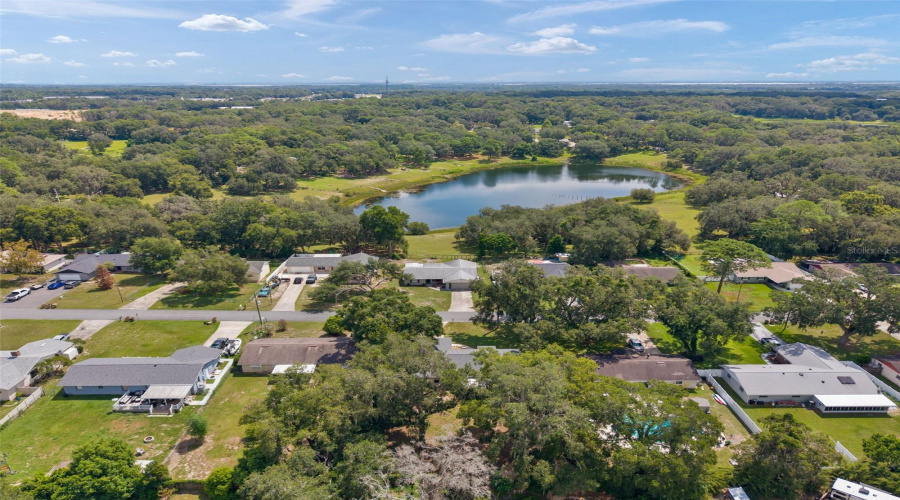 Fruitland Park, Florida 34731, 3 Bedroom Bedrooms, ,2 Bathroombathrooms,Residential,For Sale,Pine Tree,0,Mfrg5116924