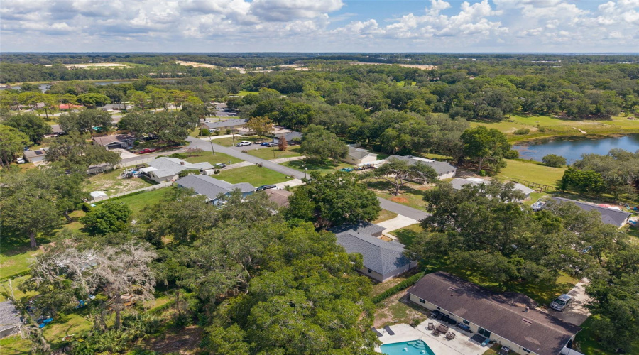 Fruitland Park, Florida 34731, 3 Bedroom Bedrooms, ,2 Bathroombathrooms,Residential,For Sale,Pine Tree,0,Mfrg5116924