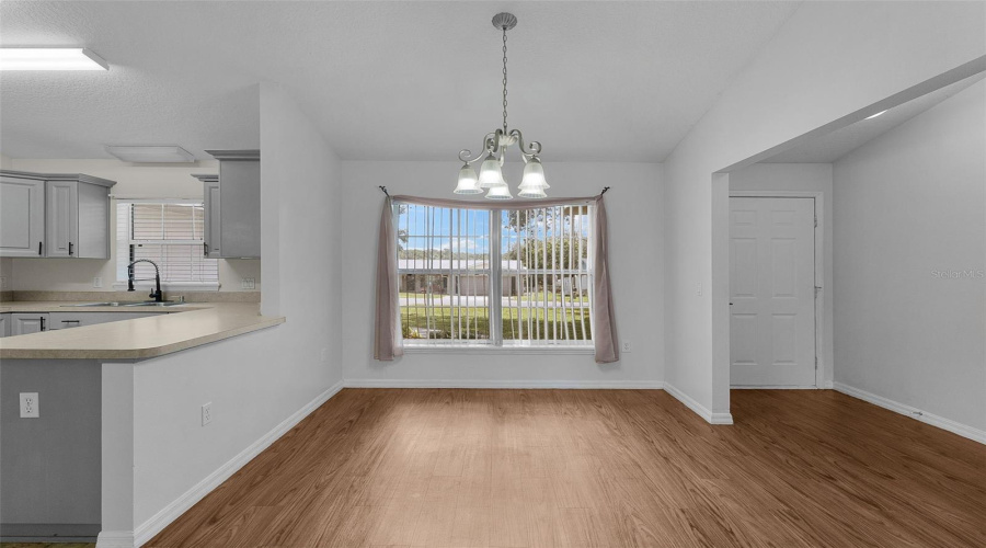 Fruitland Park, Florida 34731, 3 Bedroom Bedrooms, ,2 Bathroombathrooms,Residential,For Sale,Pine Tree,0,Mfrg5116924