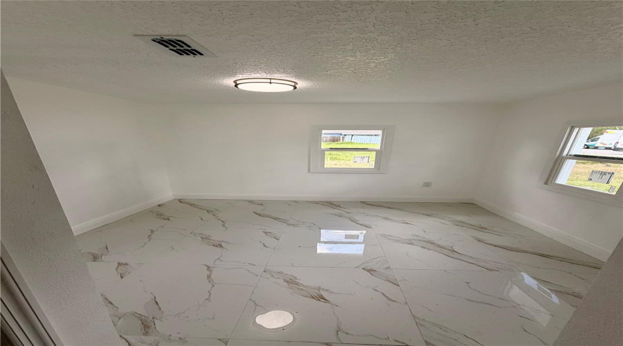 Orlando, Florida 32810, 3 Bedroom Bedrooms, ,1 Bathroombathrooms,Residential,For Sale,Andrus,0,Mfrs5156378