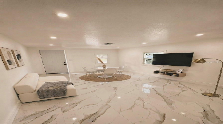 Orlando, Florida 32810, 3 Bedroom Bedrooms, ,1 Bathroombathrooms,Residential,For Sale,Andrus,0,Mfrs5156378