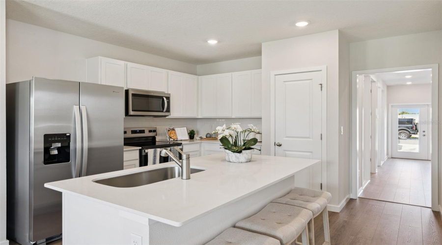 Kissimmee, Florida 34744, 3 Bedroom Bedrooms, ,2 Bathroombathrooms,Residential,For Sale,Rita,0,Mfro6426585
