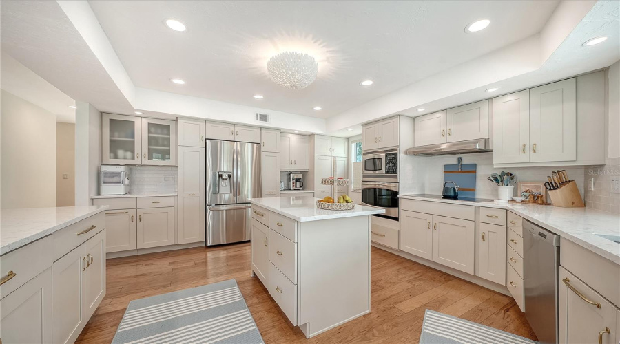 Sarasota, Florida 34236, 4 Bedroom Bedrooms, ,3 Bathroombathrooms,Residential,For Sale,Meadow Lark,0,Mfra4689563