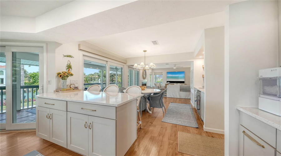 Sarasota, Florida 34236, 4 Bedroom Bedrooms, ,3 Bathroombathrooms,Residential,For Sale,Meadow Lark,0,Mfra4689563