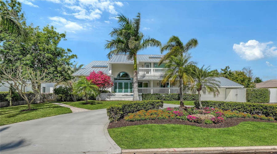 Sarasota, Florida 34236, 4 Bedroom Bedrooms, ,3 Bathroombathrooms,Residential,For Sale,Meadow Lark,0,Mfra4689563