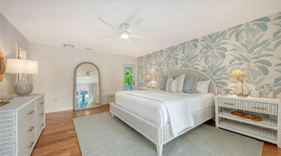 Sarasota, Florida 34236, 4 Bedroom Bedrooms, ,3 Bathroombathrooms,Residential,For Sale,Meadow Lark,0,Mfra4689563