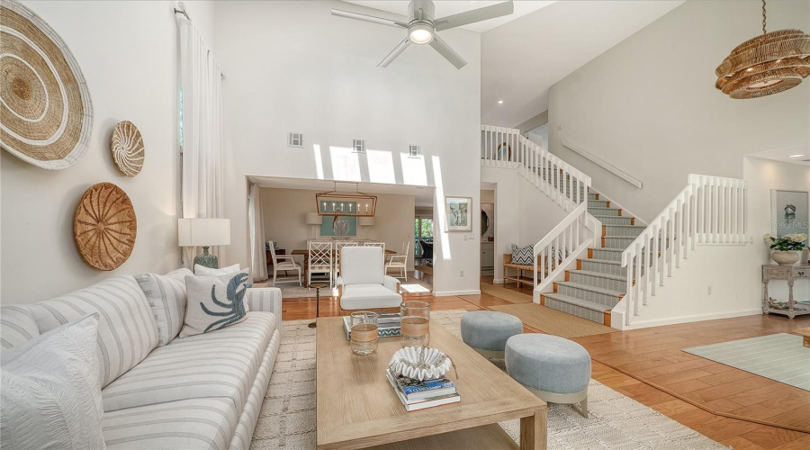 Sarasota, Florida 34236, 4 Bedroom Bedrooms, ,3 Bathroombathrooms,Residential,For Sale,Meadow Lark,0,Mfra4689563