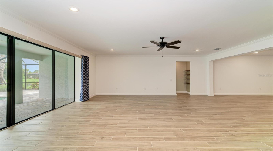 Lakewood Ranch, Florida 34211, 5 Bedroom Bedrooms, ,4 Bathroombathrooms,Residential,For Sale,Hidden Oak,0,Mfra4698344