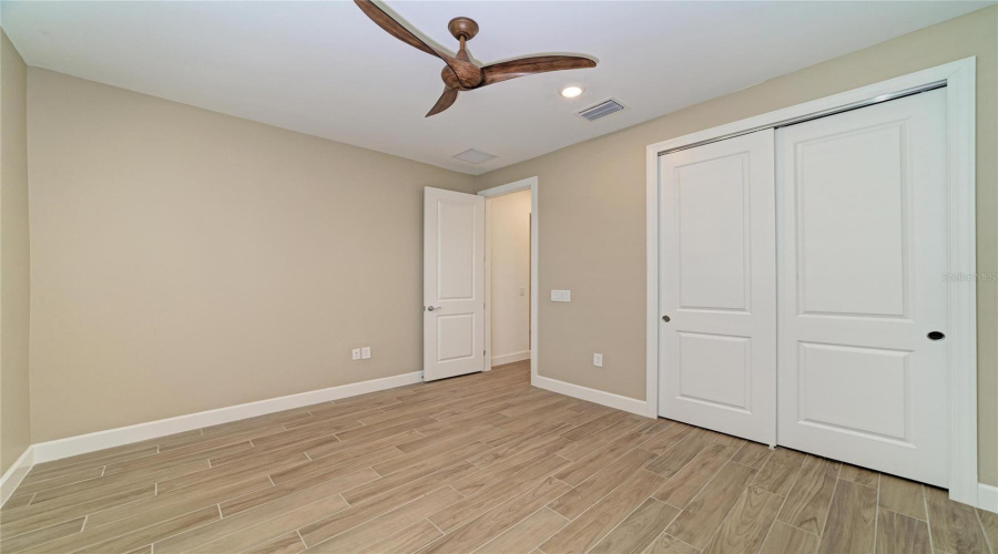 Lakewood Ranch, Florida 34211, 5 Bedroom Bedrooms, ,4 Bathroombathrooms,Residential,For Sale,Hidden Oak,0,Mfra4698344