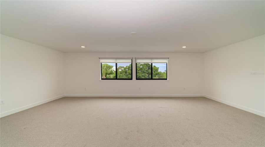 Lakewood Ranch, Florida 34211, 5 Bedroom Bedrooms, ,4 Bathroombathrooms,Residential,For Sale,Hidden Oak,0,Mfra4698344